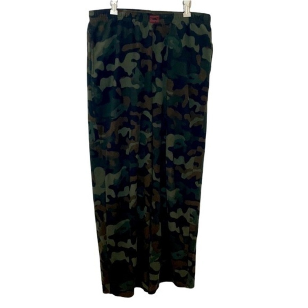 HAWK | Youth Size XL (18-20) Camouflage HAWK Sweatpants